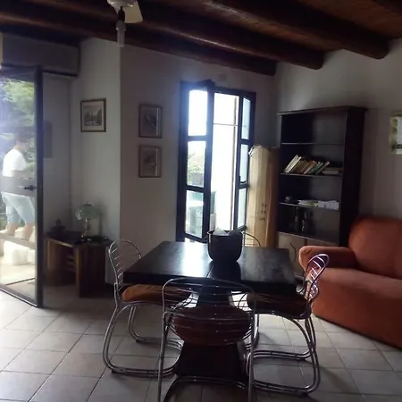 Casa Vacanze Monte Longu Holiday home